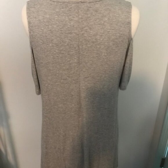Simply Southern Peek a boo Gray Jersey M - Picture 3 of 3